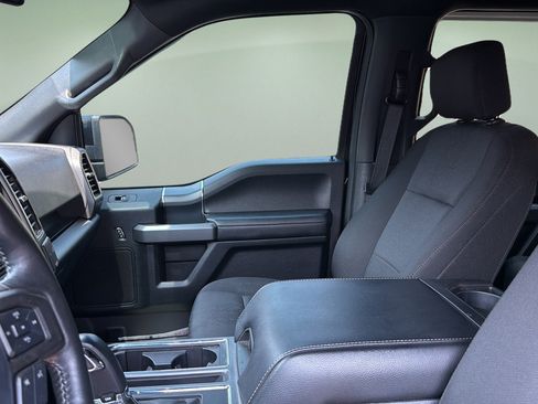 Used 2020 Ford F150 XLT w/ Equipment Group 302A Luxury AWD/4WD image 12