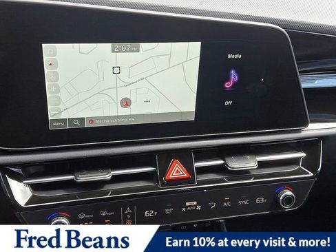 New 2025 Kia Niro EX image 11