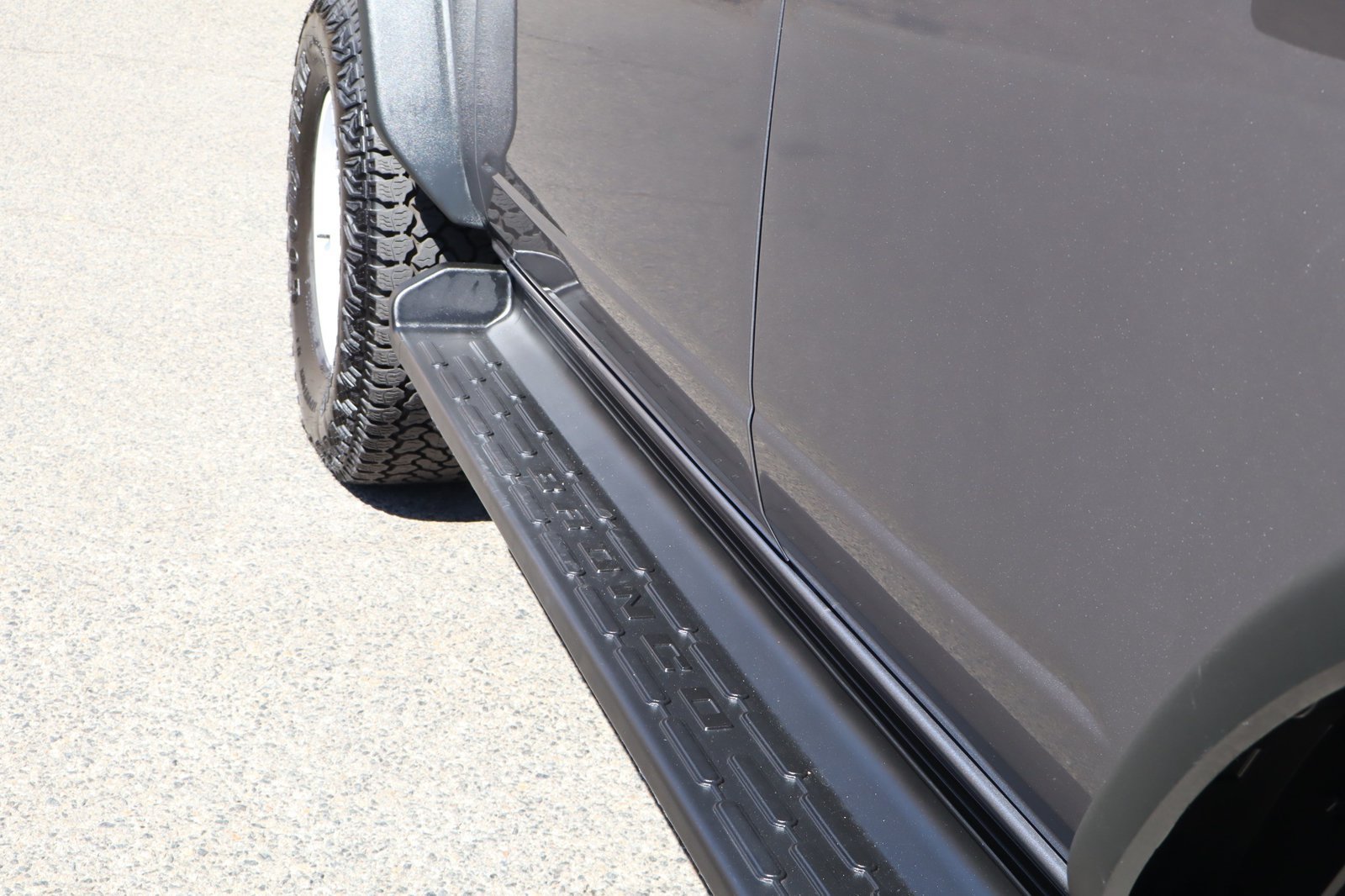 Used 2025 Ford Bronco Heritage Edition AWD/4WD image 17