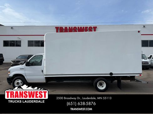 Used 2024 Ford E-350 and Econoline 350 Super Duty w/ Power Windows & Locks Group image 2