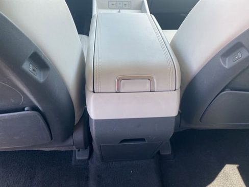 Used 2024 Hyundai Santa Fe SEL image 13