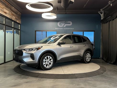 Used 2023 Ford Escape Active image 7