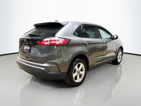 Used 2021 Ford Edge SE image 7