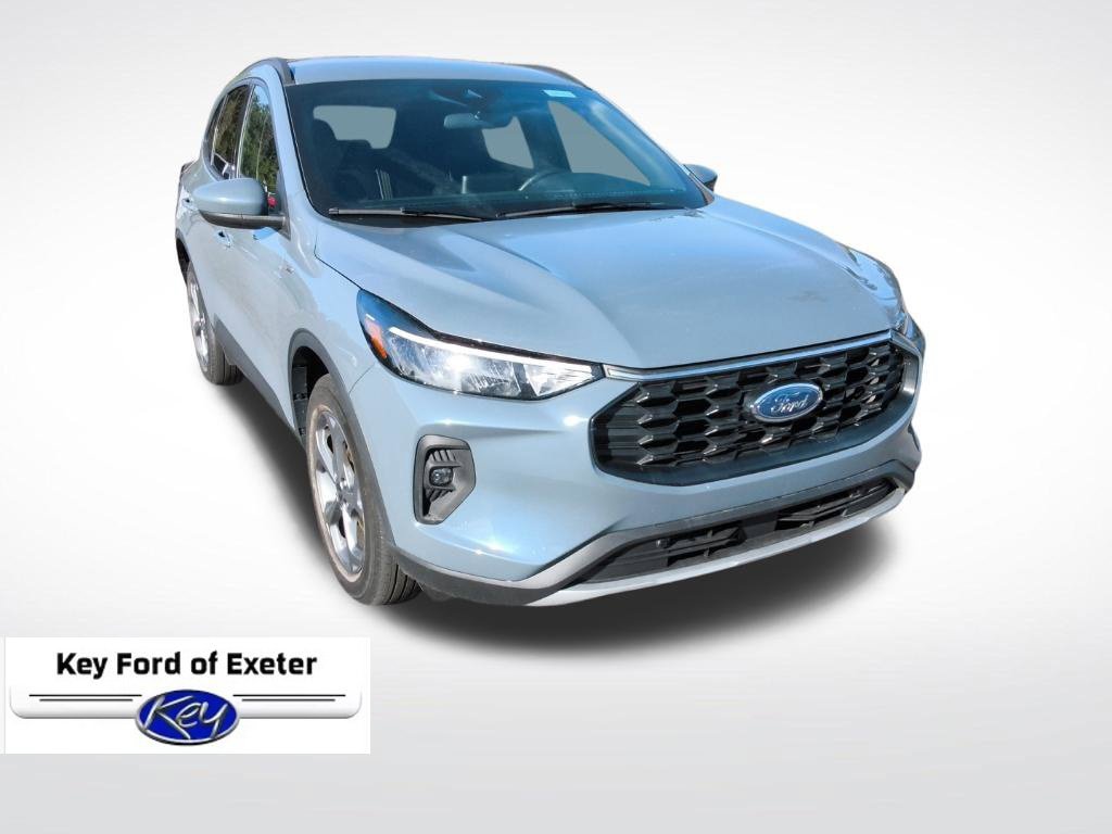 Used 2025 Ford Escape ST-Line Select AWD/4WD image 2