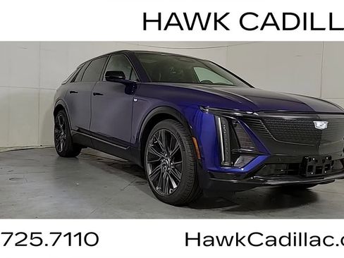 New 2026 Cadillac Lyriq Signature Sport AWD/4WD image 2