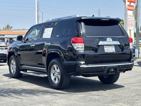 Used 2011 Toyota 4Runner SR5 w/ Convenience Pkg RWD image 7