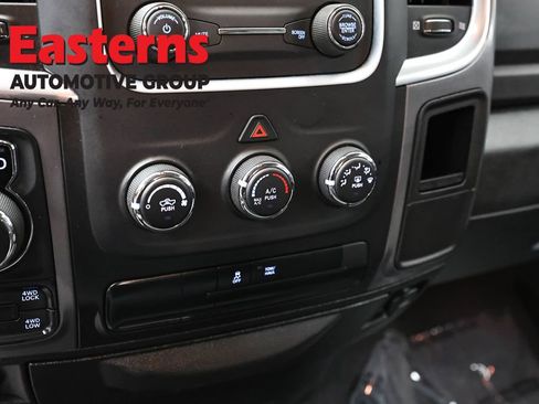 Used 2024 RAM 1500 Classic SLT AWD/4WD image 19