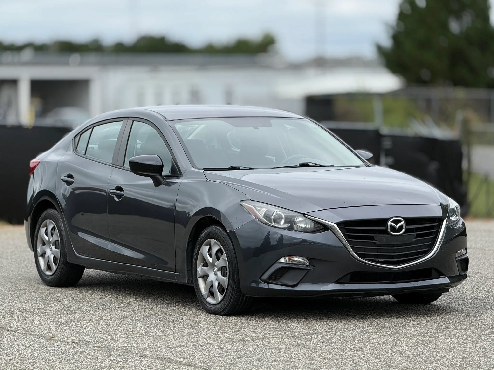 Used 2014 MAZDA MAZDA3 i SV FWD image 1