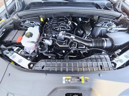 Used 2025 Jeep Grand Cherokee Limited image 17