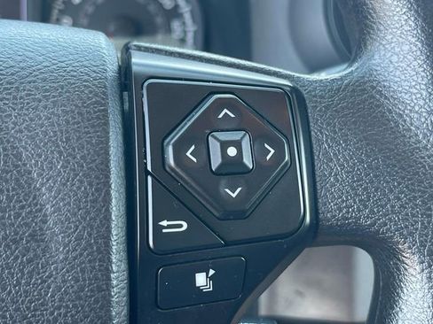 Used 2022 Toyota Tacoma SR w/ SR Convenience Package RWD image 33
