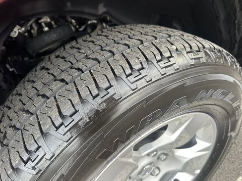 Used 2025 RAM 1500 Big Horn AWD/4WD image 14