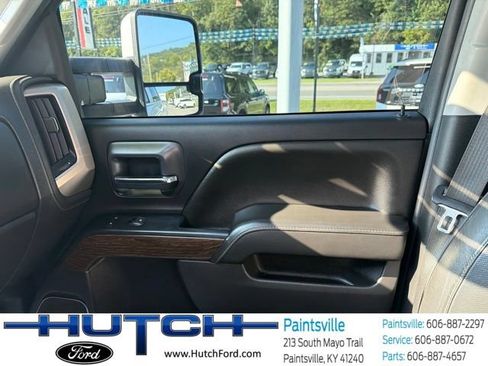 Used 2019 GMC Sierra 2500 Denali w/ Duramax Plus Package AWD/4WD image 46