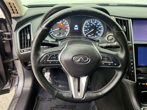Used 2018 INFINITI Q50 Luxe w/ Essential Package (3.0T Luxe) AWD/4WD image 14