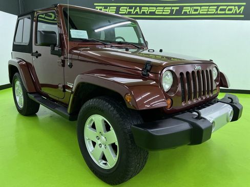 Used 2008 Jeep Wrangler Sahara w/ PWR Convenience Group AWD/4WD image 2