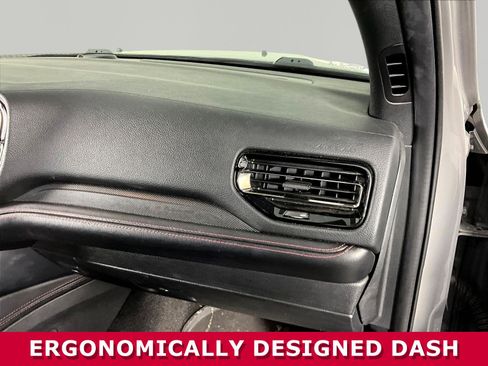 Used 2022 Dodge Durango R/T w/ Blacktop Package AWD/4WD image 24