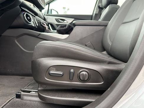 Certified 2025 Chevrolet Blazer LT w/ Sound & Technology Package image 37