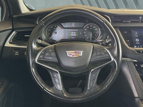 Used 2022 Cadillac XT5 Premium Luxury FWD image 14