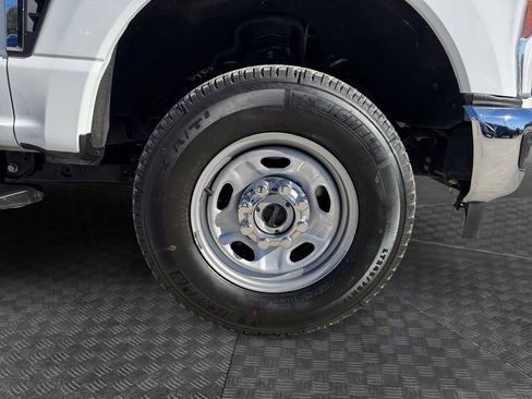 Certified 2024 Ford F250 XL w/ XL Off-Road Package image 19