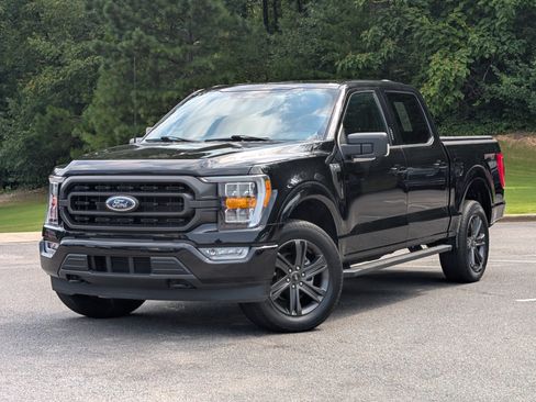 Used 2023 Ford F150 XLT w/ Equipment Group 302A High AWD/4WD image 4