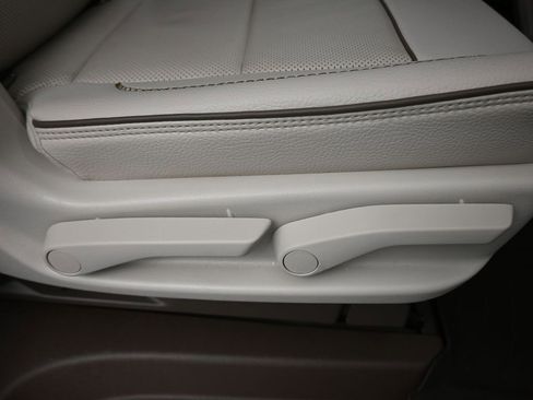 Used 2022 GMC Yukon XL Denali w/ Max Trailering Package image 53