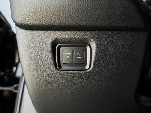 Used 2024 Porsche Cayenne AWD/4WD image 29