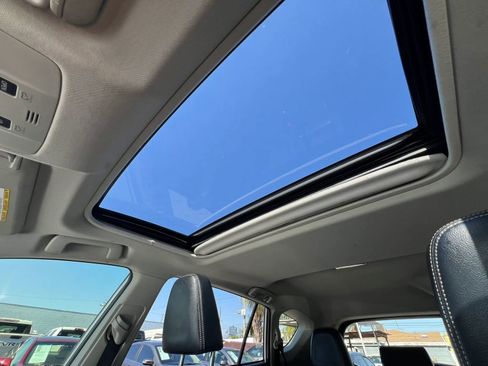Used 2014 Toyota RAV4 Limited FWD image 12