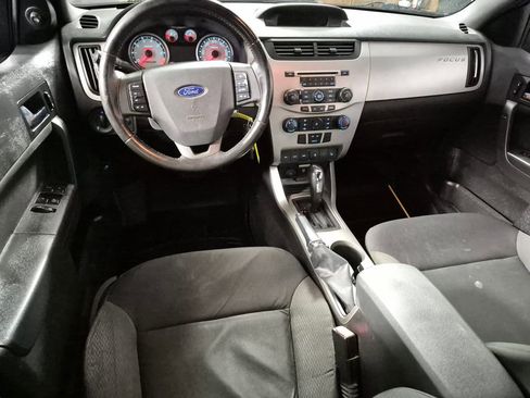 Used 2010 Ford Focus SES FWD image 10