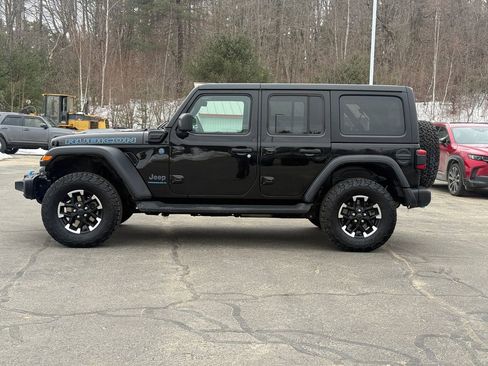 Used 2024 Jeep Wrangler Unlimited Rubicon 4xe w/ Capability Package image 2