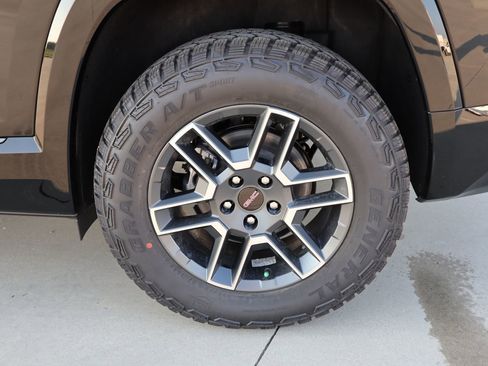 New 2026 GMC Terrain AT4 w/ Convenience Package III image 6