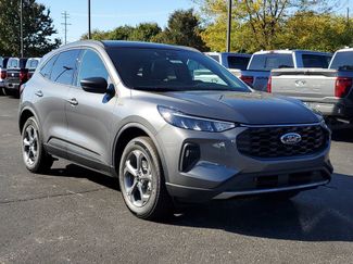 New 2026 Ford Escape ST-Line w/ Tech Pack #1 video 3