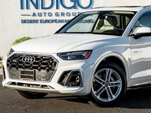 Used 2024 Audi Q5 e Premium AWD/4WD image 2