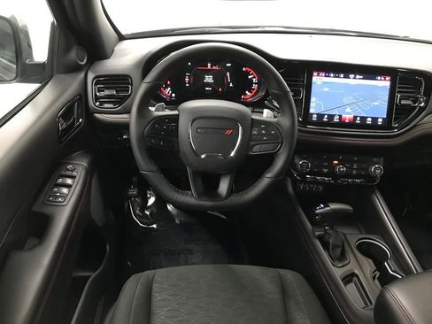 Used 2025 Dodge Durango GT image 13