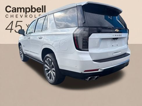 Used 2025 Chevrolet Tahoe High Country AWD/4WD image 3