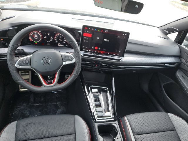 New 2026 Volkswagen GTI SE FWD image 9