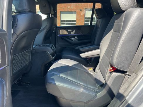 Used 2022 Mercedes-Benz GLS 450 4MATIC image 27