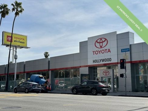 Used 2024 Toyota Sienna LE image 35