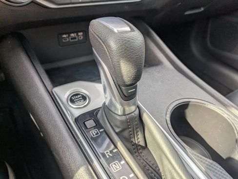 Used 2025 Nissan Altima 2.5 SV FWD image 11