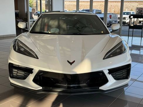 Used 2023 Chevrolet Corvette Stingray Premium Cpe w/ Z51 Performance Package image 8