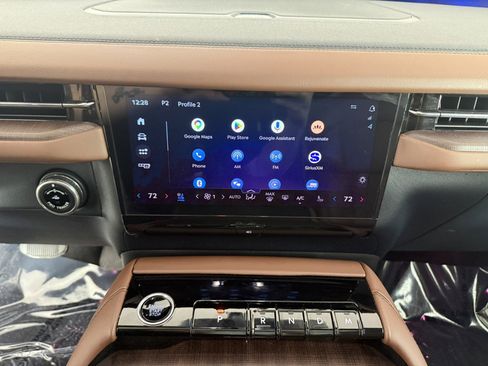 Used 2025 Lincoln Navigator L Reserve image 22