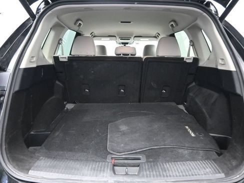 Used 2025 Nissan Rogue SV AWD/4WD image 29