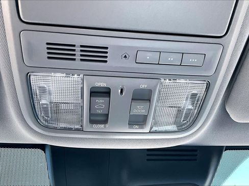 Used 2021 Honda CR-V EX-L image 36