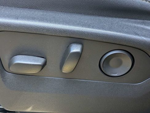 Used 2023 Chevrolet Tahoe Premier RWD image 20