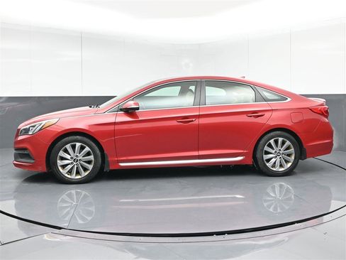 Used 2017 Hyundai Sonata Sport image 8