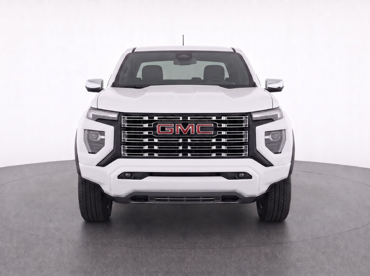 Used 2024 GMC Canyon Denali AWD/4WD image 5