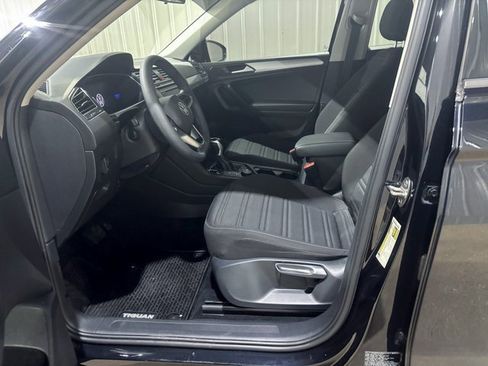 Used 2022 Volkswagen Tiguan S image 14