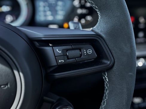 Used 2022 Porsche 911 GT3 image 44