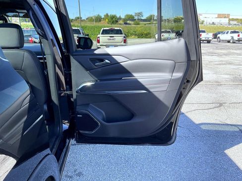 Certified 2024 Chevrolet Traverse RS w/ LPO, Floor Liner Package image 17