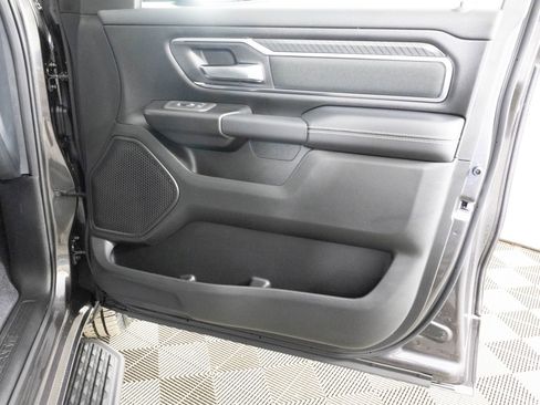 New 2026 RAM 1500 4x4 Crew Cab image 33