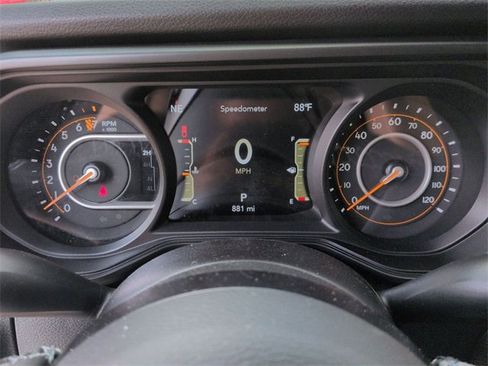 New 2025 Jeep Gladiator Sport image 17