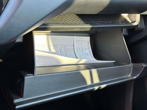 Used 2023 Nissan Pathfinder SV image 30